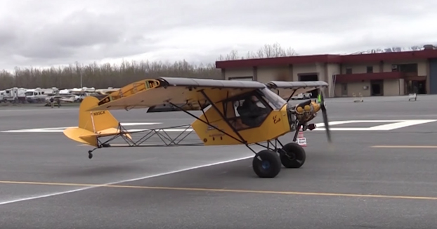 Competición de aterrizar en el menor espacio posible en Alaska
