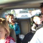 Un padre escucha 'Bohemian Rhapsody' con sus hijos cada mañana de camino a clase
