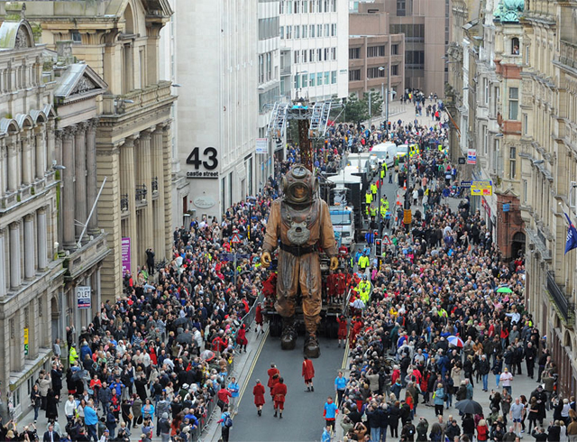 Royal de Luxe, compañía de marionetas gigantes