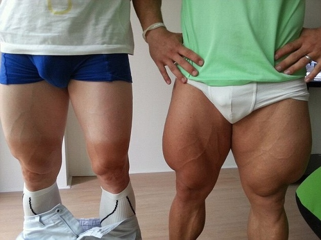 Los cuádriceps super desarrollados del ciclista olímpico Robert Forstemann