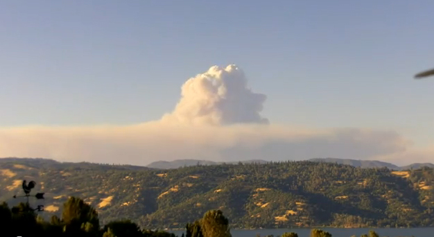 Timelapse de un incendio en el Bosque Nacional de Mendocino