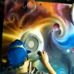 Arte con pintura en spray y fuego