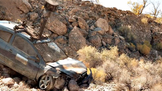 Un coche de Google Street View es abandonado en la India