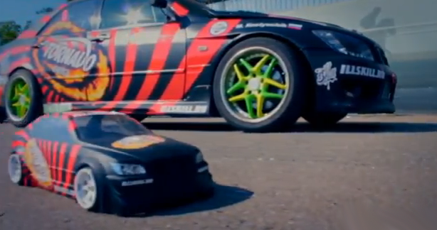 Drifting con coches radiocontrol....