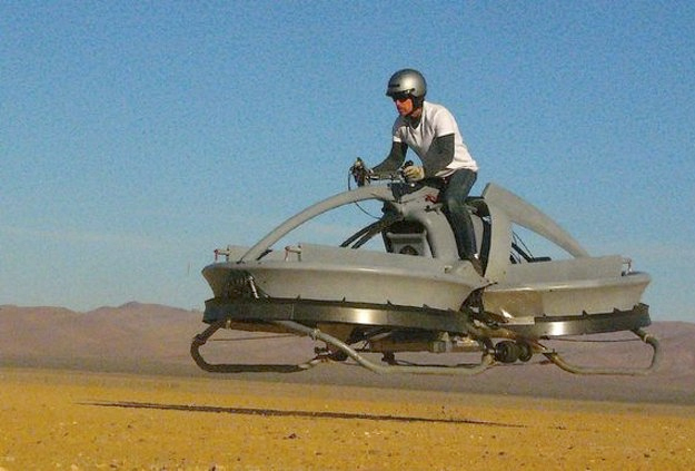 Crean una moto voladora similar a las de Star Wars