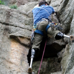 Hugh Herr, un alpinista con piernas artificiales