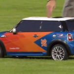 Un Mini Cooper teledirigido para recuperar los discos de los atletas en Londres 2012