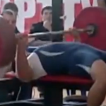 Un hombre fallece en un concurso de levantamiento de pesas