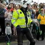 El policía más marchoso de Londres 2012