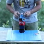 Mentos + Coca Cola + Condón