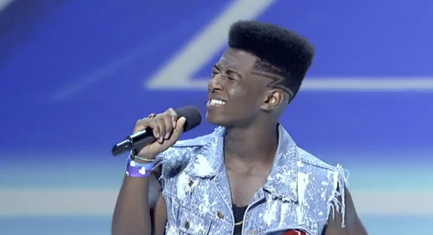 Willie Jones sorprende al jurado de X Factor USA cantando ''Your Man'' de Josh Turner