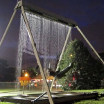 Waterfall Swing: Columpio con cascada de agua en el que no te mojas