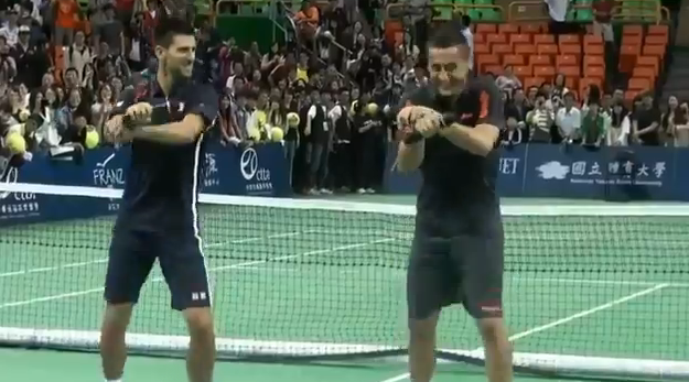 Djokovic y Almagro bailan el Gangnam Style de PSY