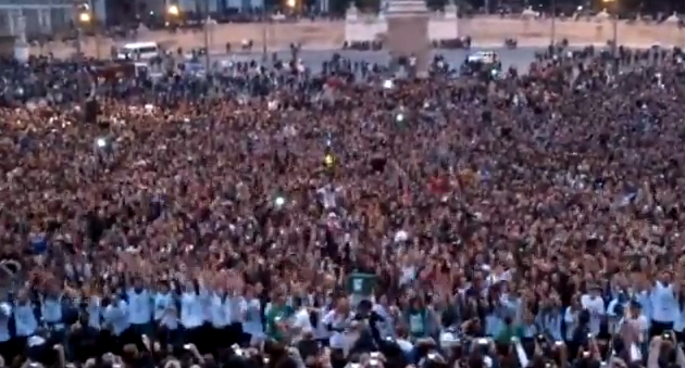 El flashmob más bestia: Gangnam Style en Roma