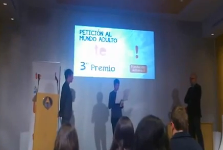 Chaval rechaza un iPod en un concurso de Antena 3