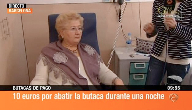 10 euros por dormir en una butaca reclinable en hospitales de Cataluña