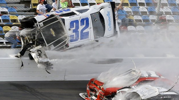 Vídeo del terrible accidente en una carrera de la NASCAR en Daytona