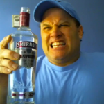 Se bebe una botella de vodka en 22 segundos