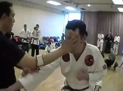 Técnica de Jiu-jitsu para dejar KO de un simple golpe