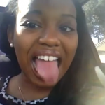 La chica con la lengua más rápida del mundo