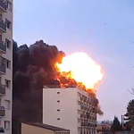 Bombonas de gas explotando sobre un edificio en Francia