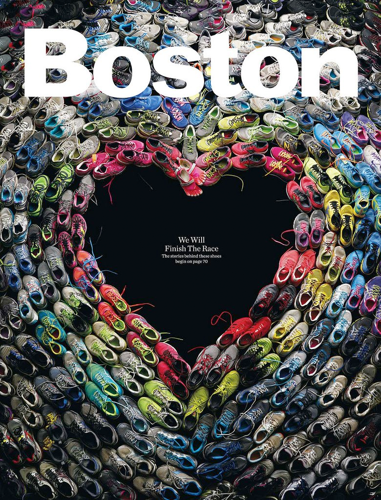 Las zapatillas de los corredores del maratón de Boston crean un emotivo homenaje