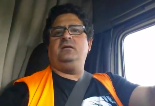 Antonio, el camionero indignado: ''La indignación me lleva a la ACCIÓN''