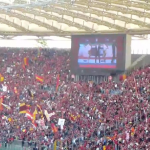 PSY es abucheado por los aficionados en la final de la Copa de Italia