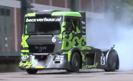 Michiel Becx: Gymkhana con un camión