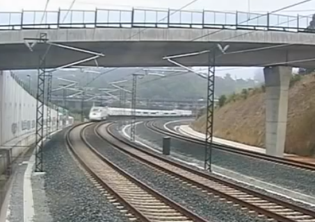 Vídeo del accidente de tren de Santiago de Compostela grabado por una cámara de seguridad