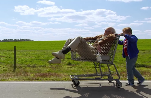 Primer adelanto de Jackass: Bad Grandpa