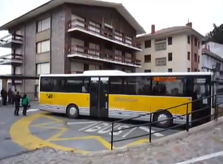 Parada de autobús giratoria en Elantxobe, Vizcaya