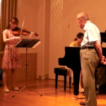 Hombre de más de 90 años cantando el 'Nessun Dorma', a lo Pavarotti