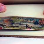 Cuadros del siglo XIX pintados en los bordes de los libros