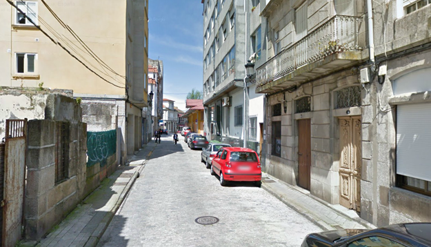 Detenido en Vigo por patear a su pareja en la calle mientras gritaba ''¡es mi mujer y le hago lo que quiero!''