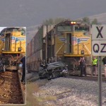 Una mujer choca su coche contra un tren al escapar de la policía y luego es arrollada por otro (vídeo)