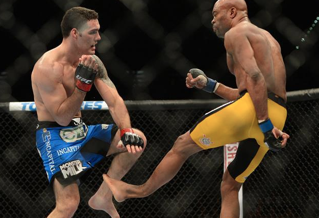 Anderson Silva se rompe la pierna en una pelea contra Chris Weidman (Vídeo)