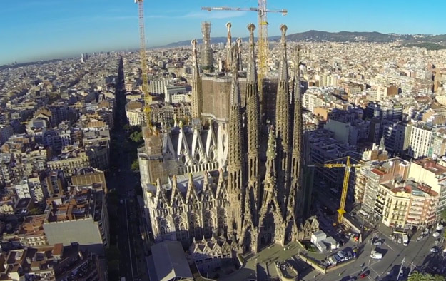 El 'skyline' de Barcelona, grabado con un drone