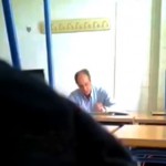 Un profesor no puede más y ''explota''