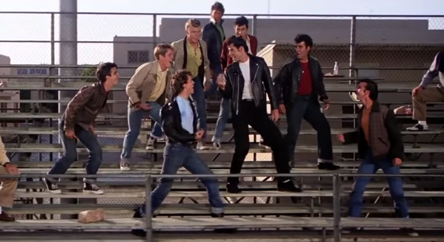 Así es como se ve la escena de 'Summer Nights' de Grease 