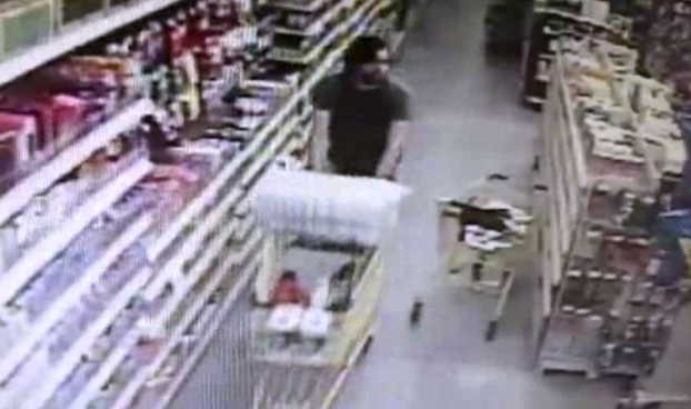 Una mujer impide el secuestro de su hija en un supermercado