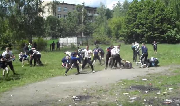 Así es como se entrenan los 'hooligans' rusos