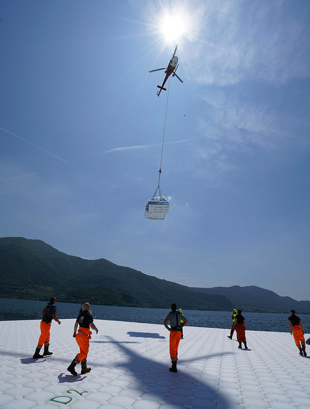 pasarela-flotante-lago-iseo-9