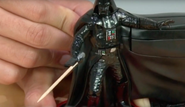Un genial dispensador de palillos de Darth Vader para los amantes de Star Wars