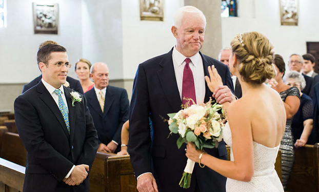 novia-llevada-altar-hombre-recibio-corazon-padre-4