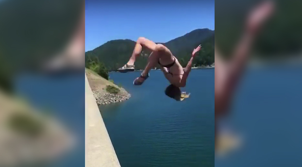 Cuando eres la protagonista del salto al agua más doloroso del verano