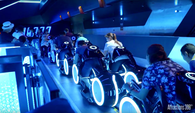 Uno de los platos fuertes de Disneyland Shanghái: La montaña rusa TRON