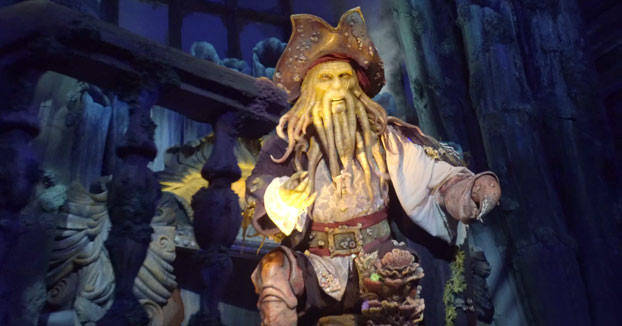 Recorrido por la atracción de Piratas del Caribe de Disneyland Shanghái