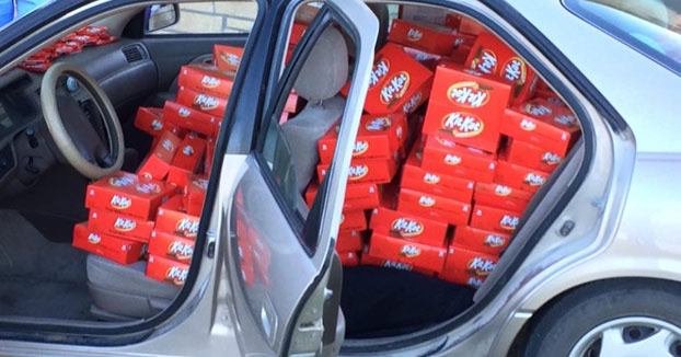 6500-kit-kats-1