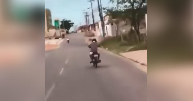 Cuando bebas, no cojas la moto